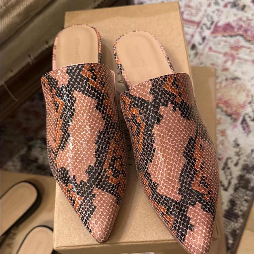 Rose Snake mule